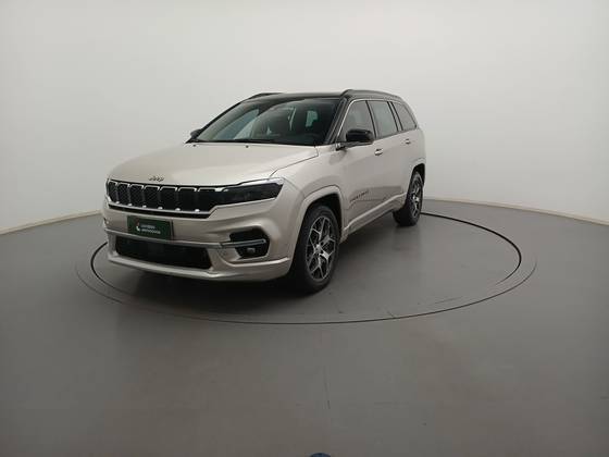 JEEP COMMANDER 1.3 T270 TURBO FLEX OVERLAND AT6 JEEP COMMANDER 1.3 T270 TURBO FLEX OVERLAND AT6